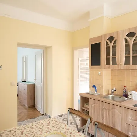 Né-ko Apartmanház Apartman *
