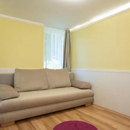 Né-ko Apartmanház *